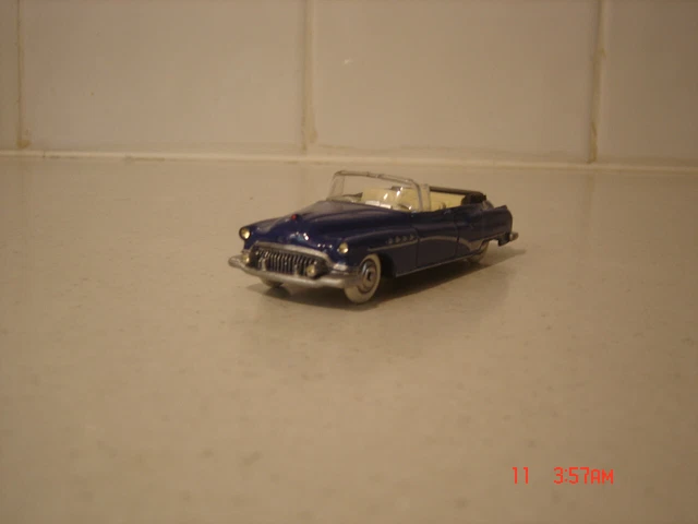 Dinky toys F n° 24V Buick Roadmaster repeinte 1/43 en boite