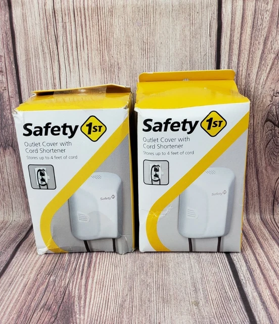 Lot of 2 Safety 1st Outlet Plug Cover with Cord Shortener