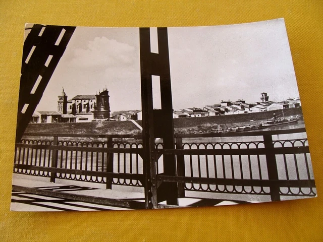 (FG.A45) Veduta di REVERE dal PONTE IN FERRO SUL PO e CHIESA (foto Laerte)