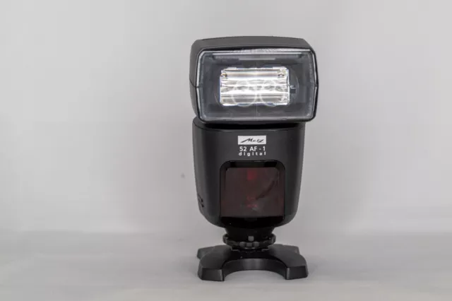Olympus OM Digital fit Metz Mecablitz 52 AF-1 TTL Shoe Mount Flash 