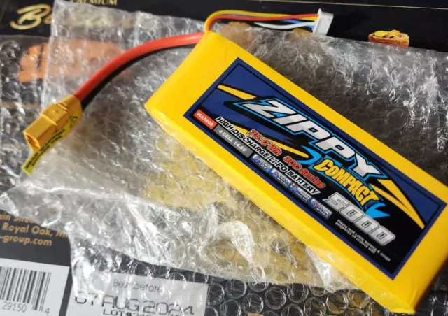 14.8V Zippy 5000mah 4s 30C Lipo Battery With XT90 Connector