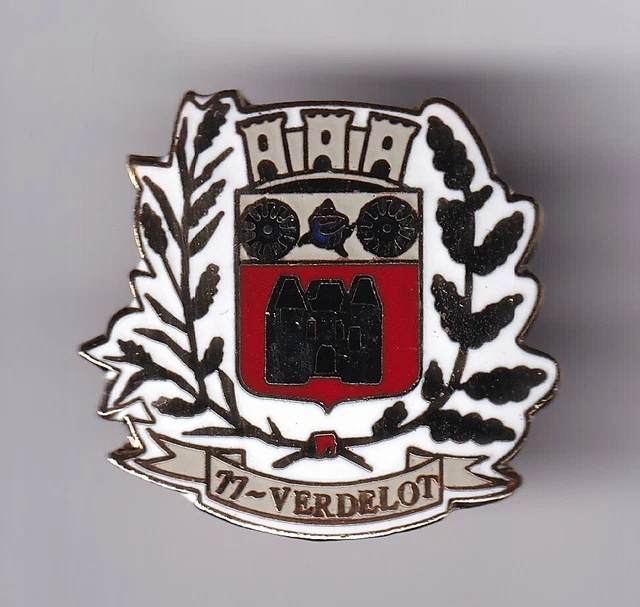 Pin's Rare Tourisme Blason Ours Brun Villard De Lans 38