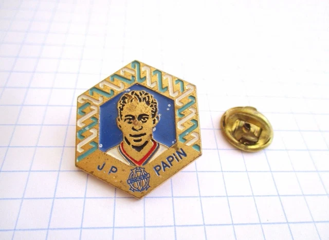 Pin's OM Jean-Pierre Papin – Onze D'Or 1991, émail, Occasion