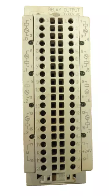 6ES5 451-8MR12 - Relay Output 8x30V DC/230V AC  automate Siemens Simatic S5-100U