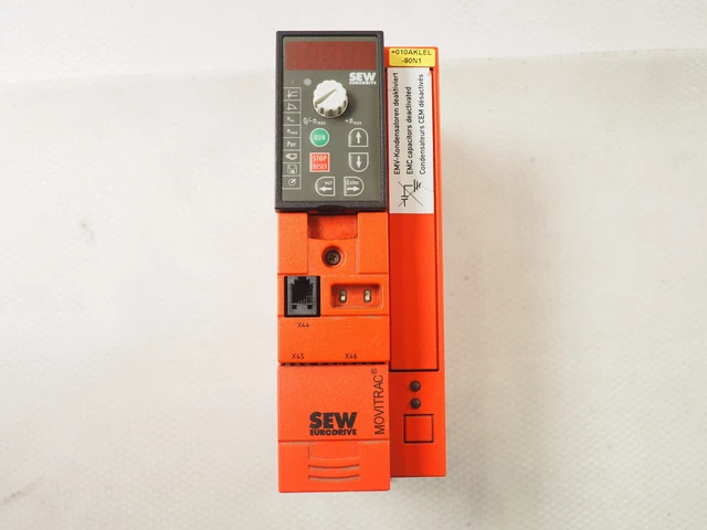 SEW EURODRIVE MOVITRAC MC07B0005-5A3-4-00 Onduleur W/FBG11B Module EUR ...