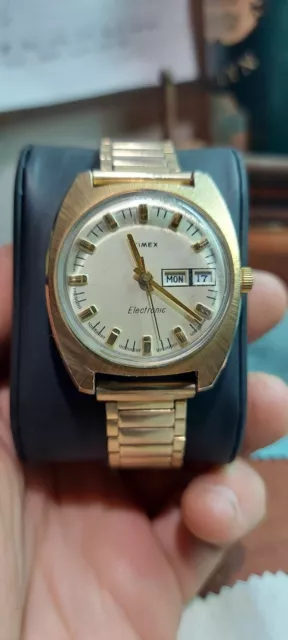 Timex Electronic Gold Tone Mens Vintage 1970s Watch