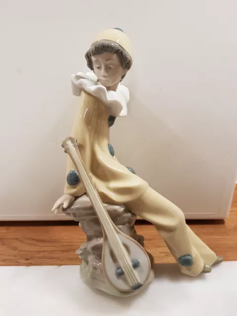 Lladro Nao Porcelain Boy Figurine  Daisa 1987 With Mandolin  H8" Vgc