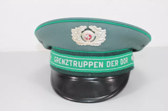 NVA Schirmmütze Grenztruppen der DDR Gr. 55  sehr guter Zustand -V17