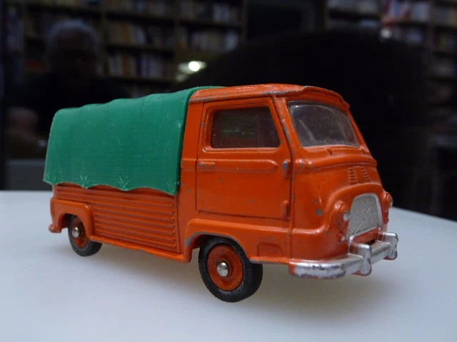 Superbe ! Estafette Renault Pick-up DINKY TOYS 563 Excellent état