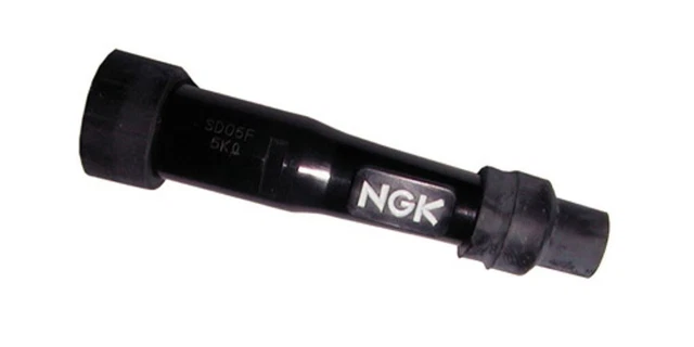 thumbnail image 2 of 4x NGK Spark Plug Connector XB05F 8062 – 5 Kiloohm, 102°, 14mm, For Yamaha Kawasaki Suzuki 2 of 4