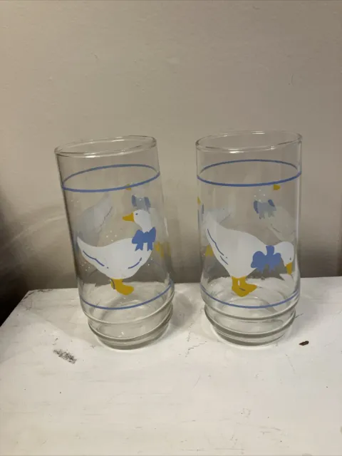 2~Libby~ Drinking Glasses~Country White Goose~With Blue Ribbon Bow~Pre-owned