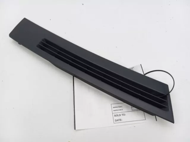 2005-2006 Jeep Grand Cherokee Laredo Front Dash Defrost Vent Grille 23828