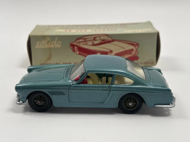SOLIDO - 123 - Ferrari 250 GT 2+2 - Peu courante - En boite