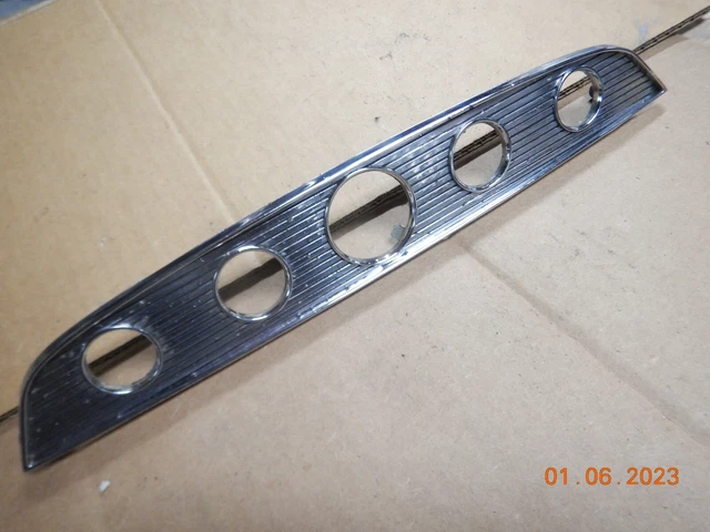 1961 Chevy Impala Steering Wheel Horn Center Trim Bar Chevrolet 765986 SS 61 348