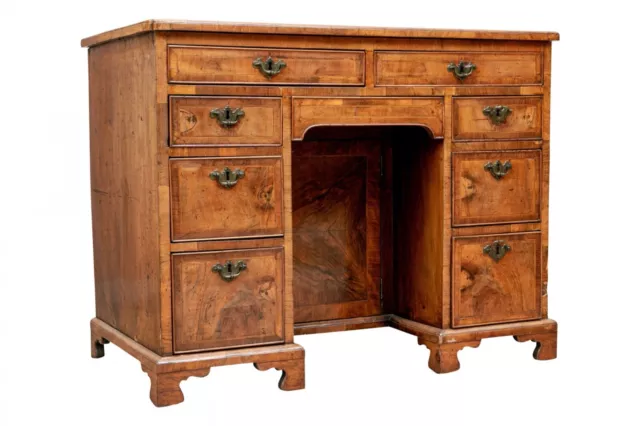 18th Century George II Burl Walnut Knee Hole Desk�C. 1740-1760