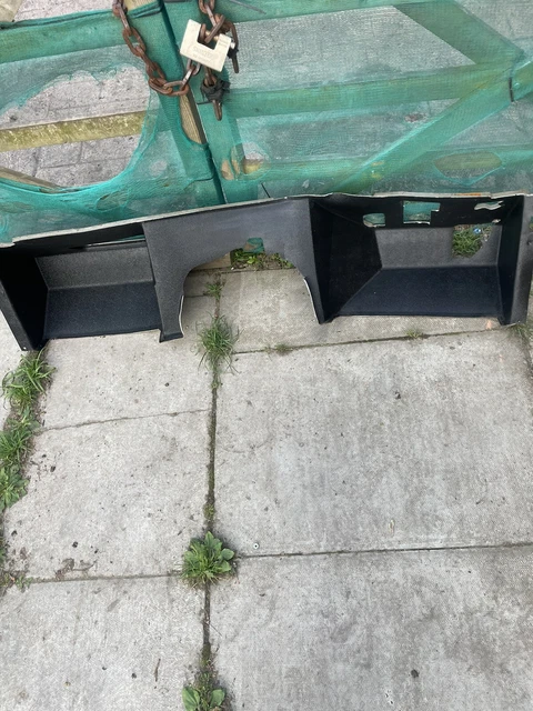 Seal - Heater To Bulkhead - Defender - RHD STC952 RNY362 | Rovers North
