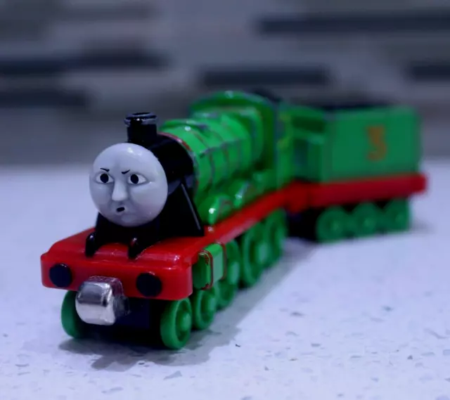 Thomas Take Along Angry Face Henry Metal Diecast Henry & the Elephant RARE TRAIN