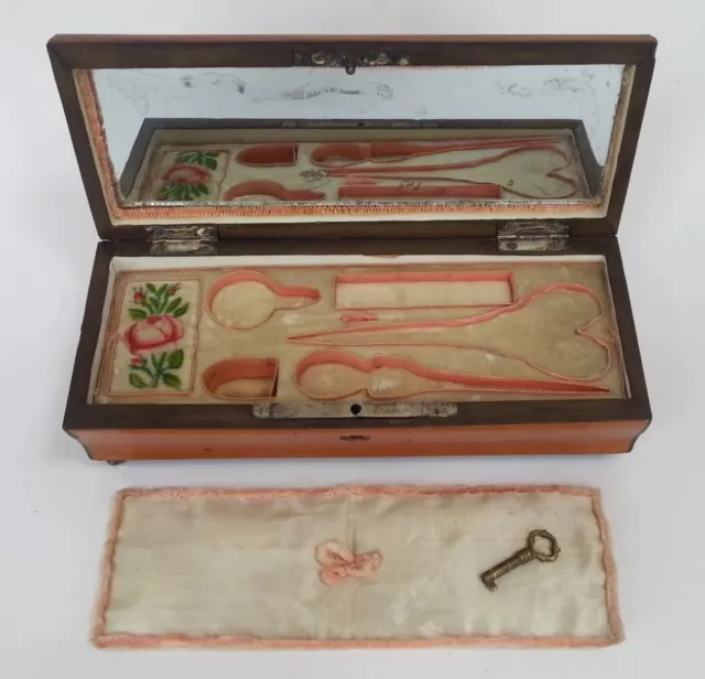 MAGNIFIQUE ancienne BOITE COFFRET COUTURE XIXe EN BOIS et NACRE avec MIROIR