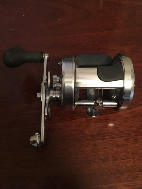 リール Abu Garcia Ambassadeur Record No.60 Abu Garcia Ambassadeur Record Baitcast Reels