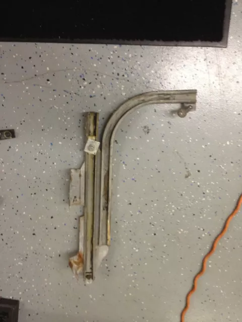 1968 69 1970 Amc Javelin And Amx Front Window Track Guide Left