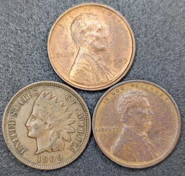 1909 Lot - 1909 VDB Lincoln Wheat 1909 Indian Head Cent and 1909 Lincoln Wheat