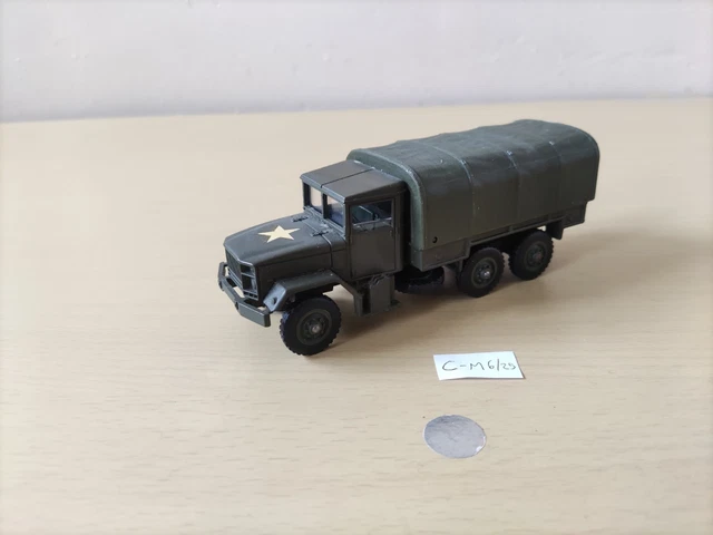 Solido 1/50 – Camion Kaiser Jeep 6x6 Dépannage (USA) – Repeint Maison – Vert – BE