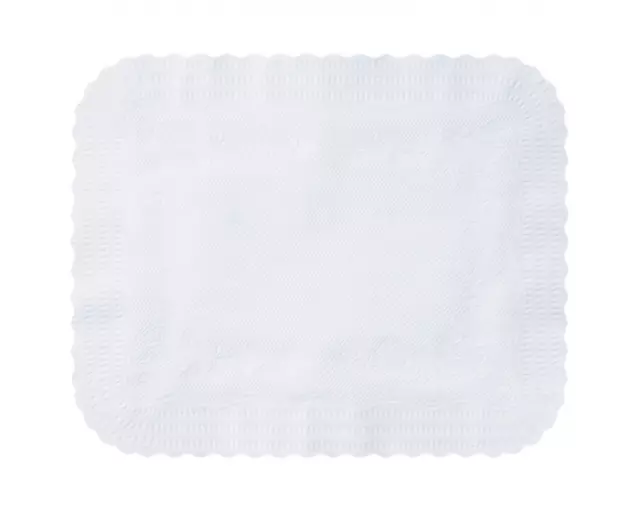 1000 Count Mastercraft 14" x 19 1/8" Scalloped Edge White Paper Traymats