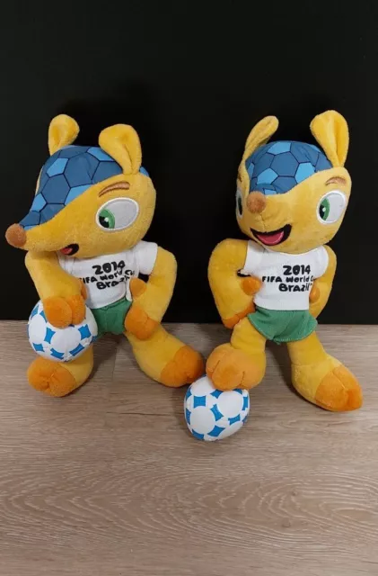 2 Fifa World Cup Brazil Brasilien 2014 Maskottchen Fuleco Plüschtier WM 22cm