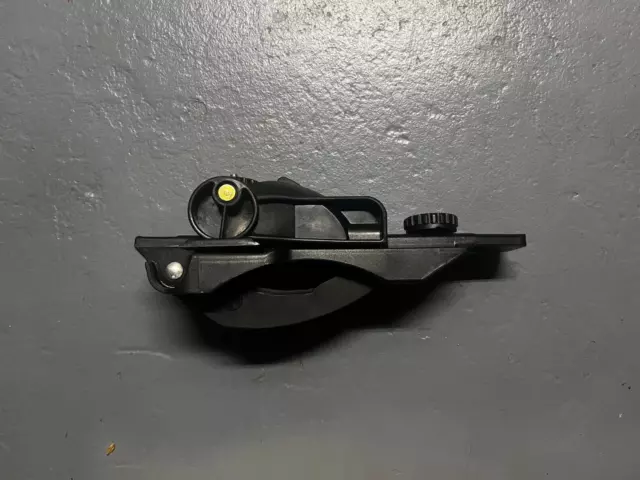 YAKIMA REPLACEMENT SINGLE Lid Hinge for SkyBox Pro 21 8870078 Price Per Hinge 48.00 PicClick