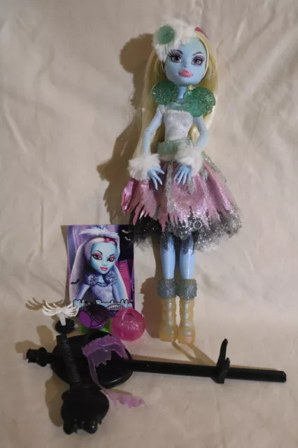 2012 Monster High Ghould Rule Abbey Bominable