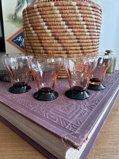 Lot de 4 verres digestif cristal Lot de 4 verres digestif cristal