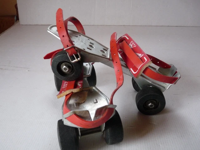Ancienne Paire De Patins à Roulettes Holy T10 - Chaussures Rollers Vintage USA, Taille 10 (?)