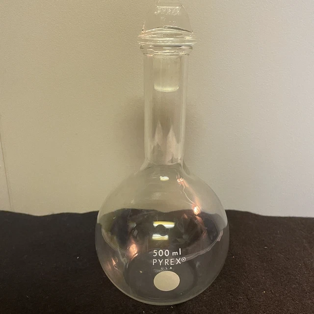 VINTAGE PYREX 500 Long Neck Round Boiling Flask Flat Bottom w/ Stopper ...