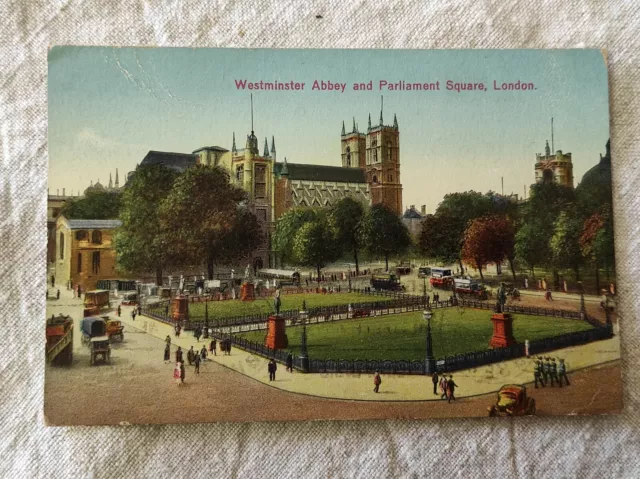 Cpa Carte postale Royaume-Uni  Westminster Abbey and Parliament Square London