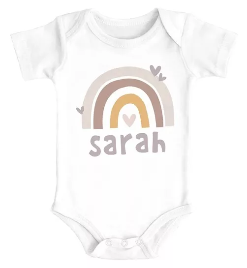 Baby Body mit Namen bedrucken lassen Motiv Regenbogen Skandi Stil kurzarm Bio