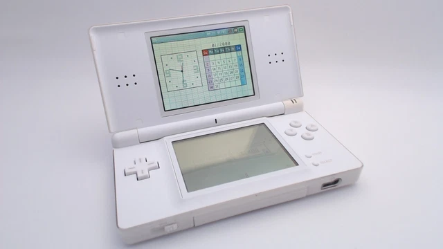 ニンテンドー DS Lite クリスタルホワイト NINTENDO DS LITE - Crystal