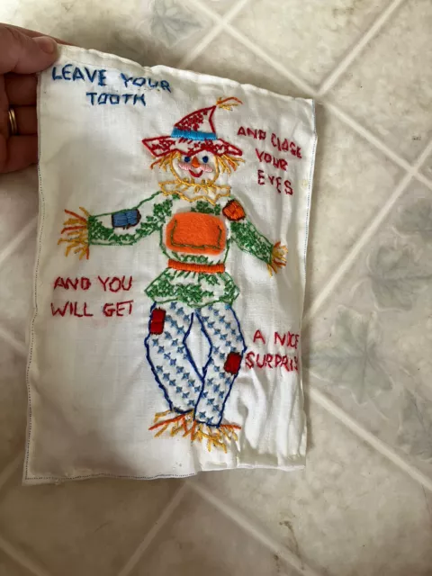 HANDMADE TOOTH FAIRY PILLOW EMBROIDERED 6" X 8" Scarecrow Leave your tooth..