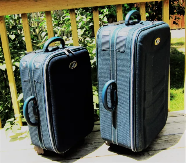 RIKI Wheeled Carry-On Luggage Green Travel Suitcase SET of 2 - LOCAL PICKUP ONLY