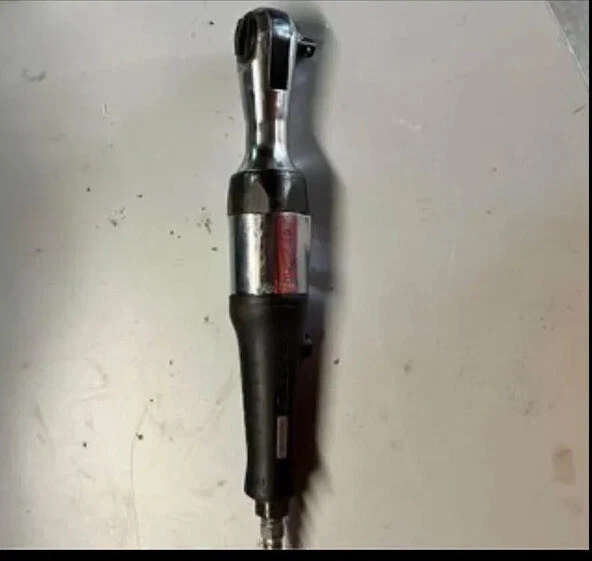 Snap-On  3/8" Drive Super Duty Air Ratchet 5-70 Ft. Lb. Far7200