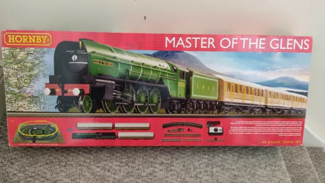 Hornby Master Of The Glens Train Set, New