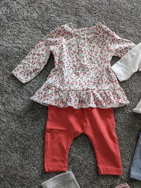 Next Baby Girl Tops Leggings Dress Hat Bundle Size 0-3 Months 2