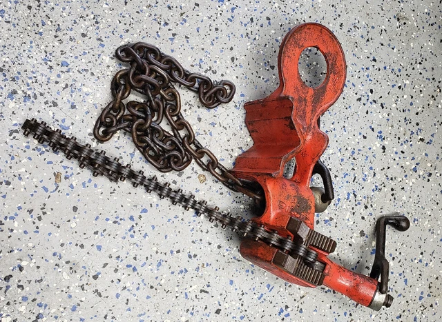 Ridgid  Top Screw Post Chain Pipe Vise Model 640 1/8" To 5"