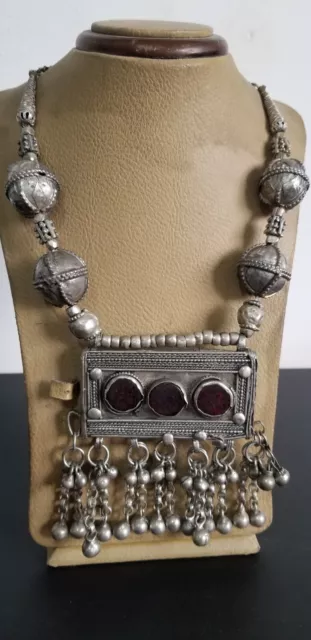 Antique Silver Yemeni Jewish Bedouin Necklace handmade with agate Stone 194 G