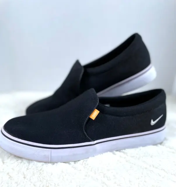 Nike Court Royale AC Womens Size 11 Black Canvas Slip On Athletic Shoes Sneakers
