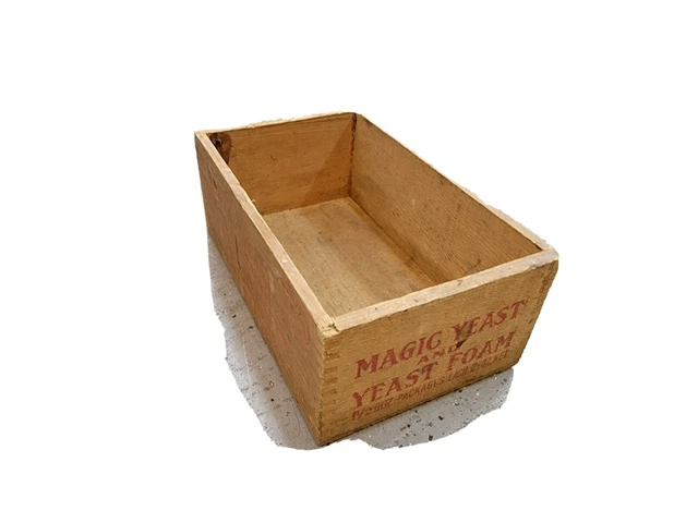 Antique Vintage MAGIC YEAST Owl Chicago Illinois Wooden Box Crate 8.5" Long