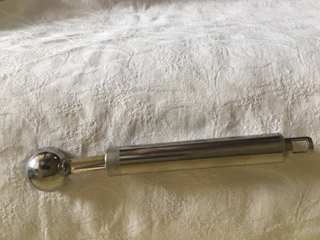 Saucière en Métal Neuve avec Poignée 15 x 7 cm 3 oz 85 ml