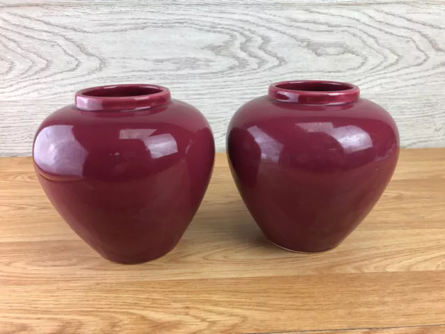 Paar rote Studio Keramik Urnentopf geformte Vasen 5,5" hoch