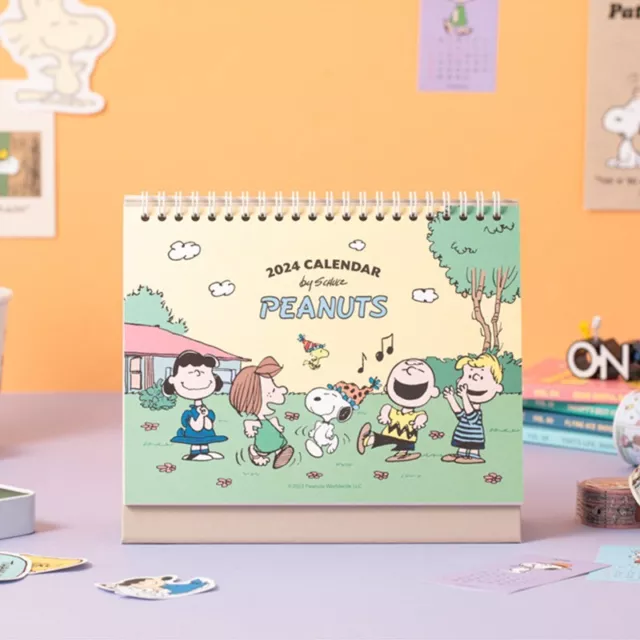PEANUTS 2024 SNOOPY Desk Calendar Charlie Lucy Linus Peppermint Patty