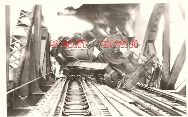 2C293 Rp 1927 Wreck Southern Pacific Railroad Loco #1759 Sacramento River Bridge