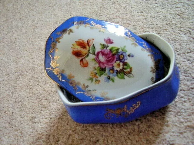 German Dresden porcelain Blue lidded trinket box-pot,flowers